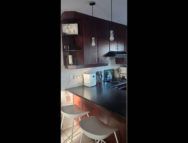 2 BEDROOM PROPERTY TO RENT IN PROTEA HEIGHTS